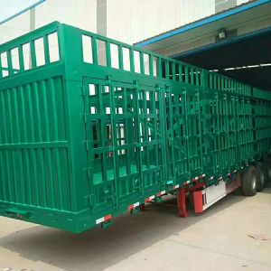 仓栅半挂车