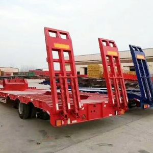 钩机板半挂车