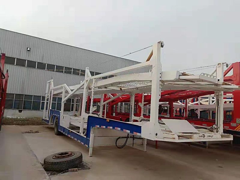 轿车运输车