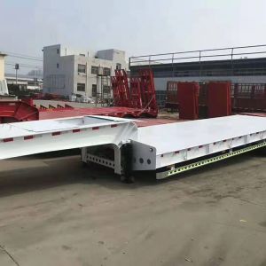 钩机板半挂车