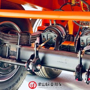 仓栅式运输半挂车